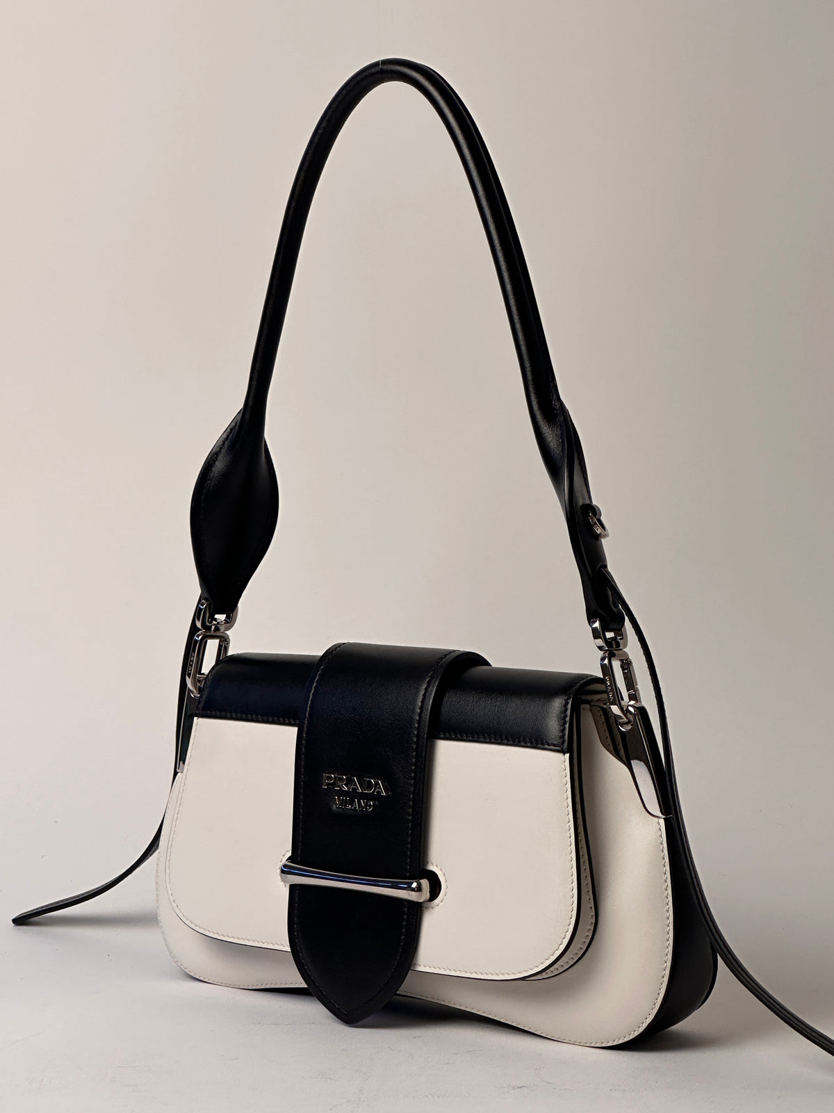 PRADA Sidonie