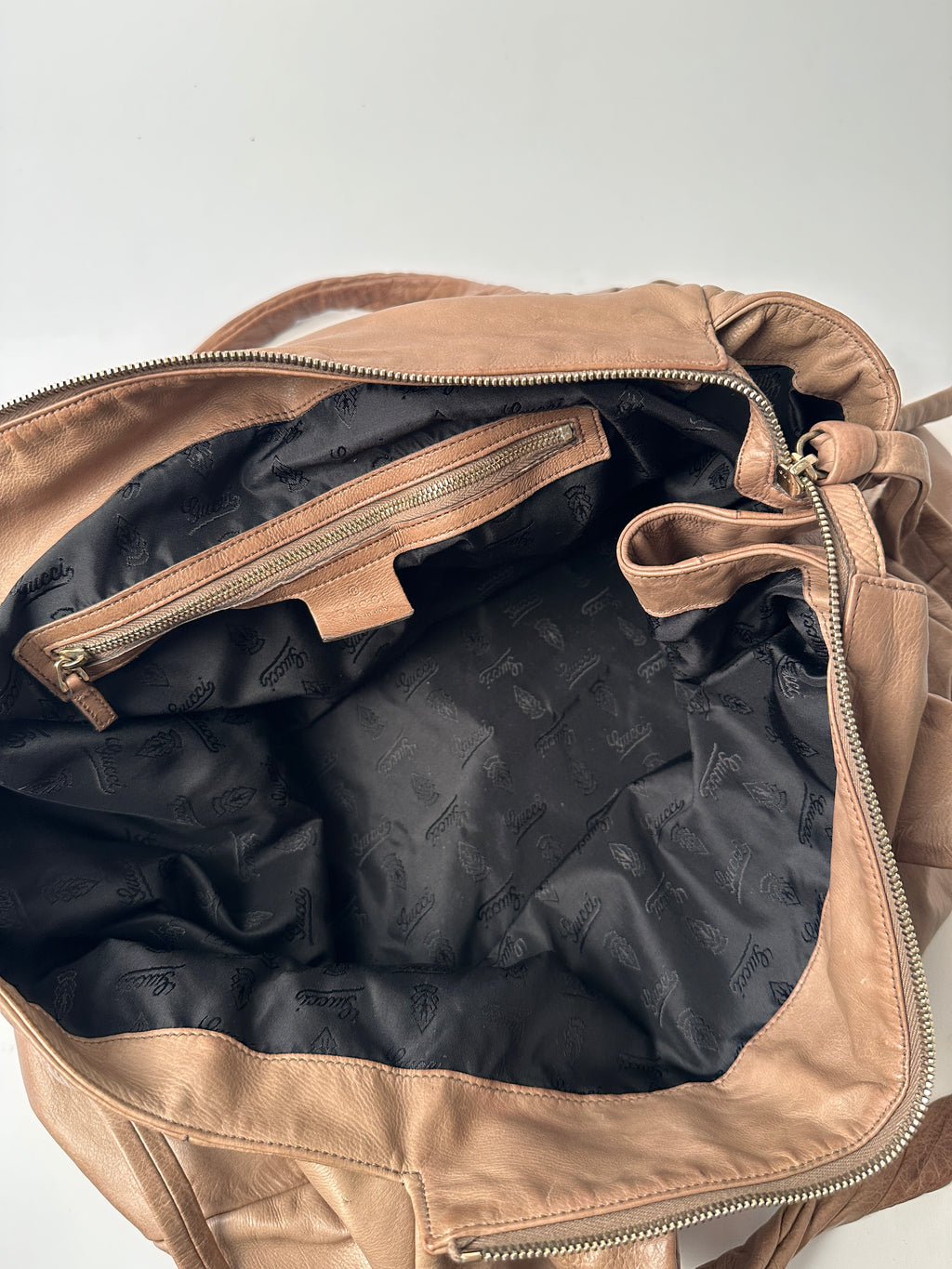 Gucci Hobo Hysteria