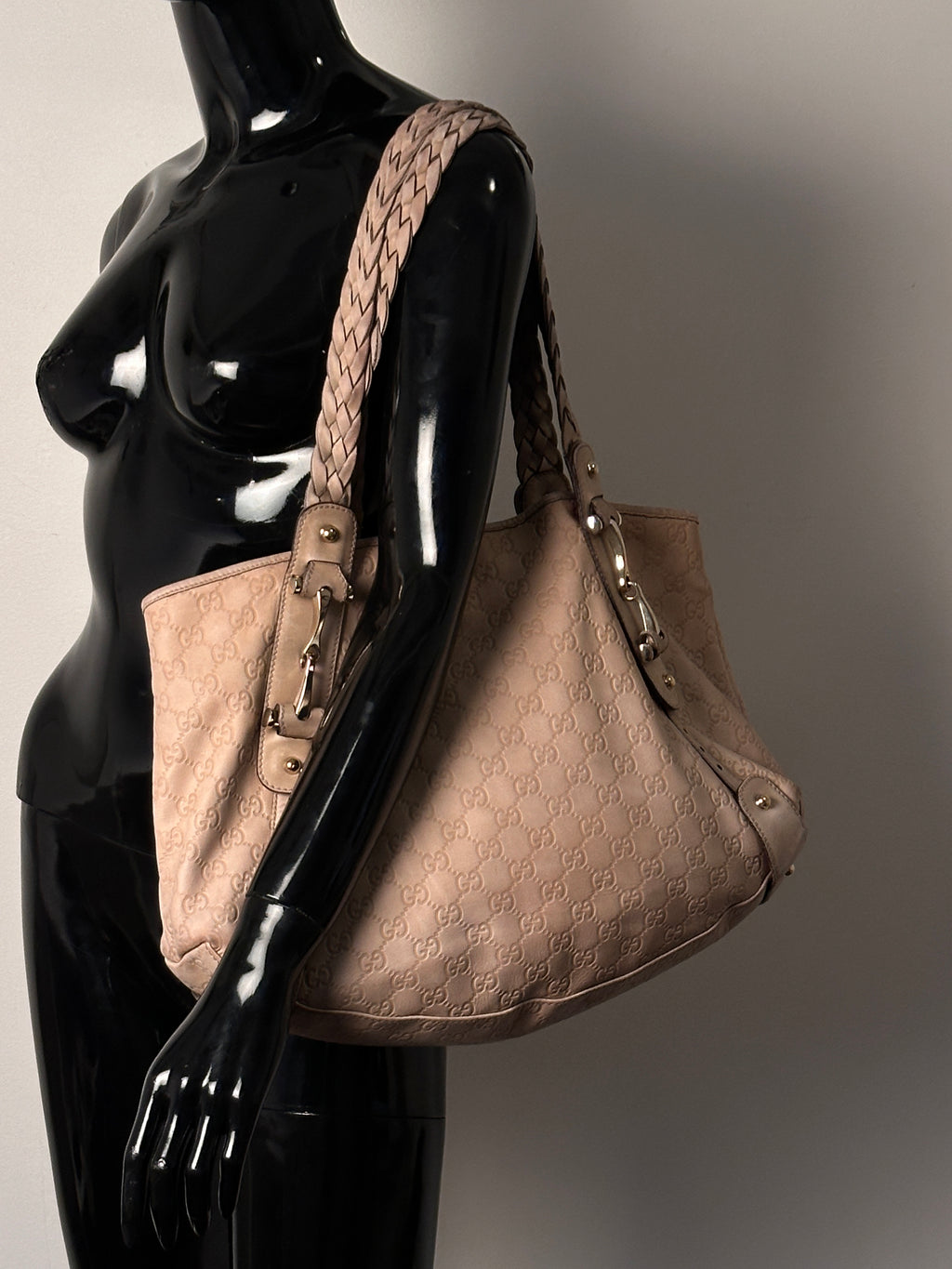 Gucci Pelham Hobo