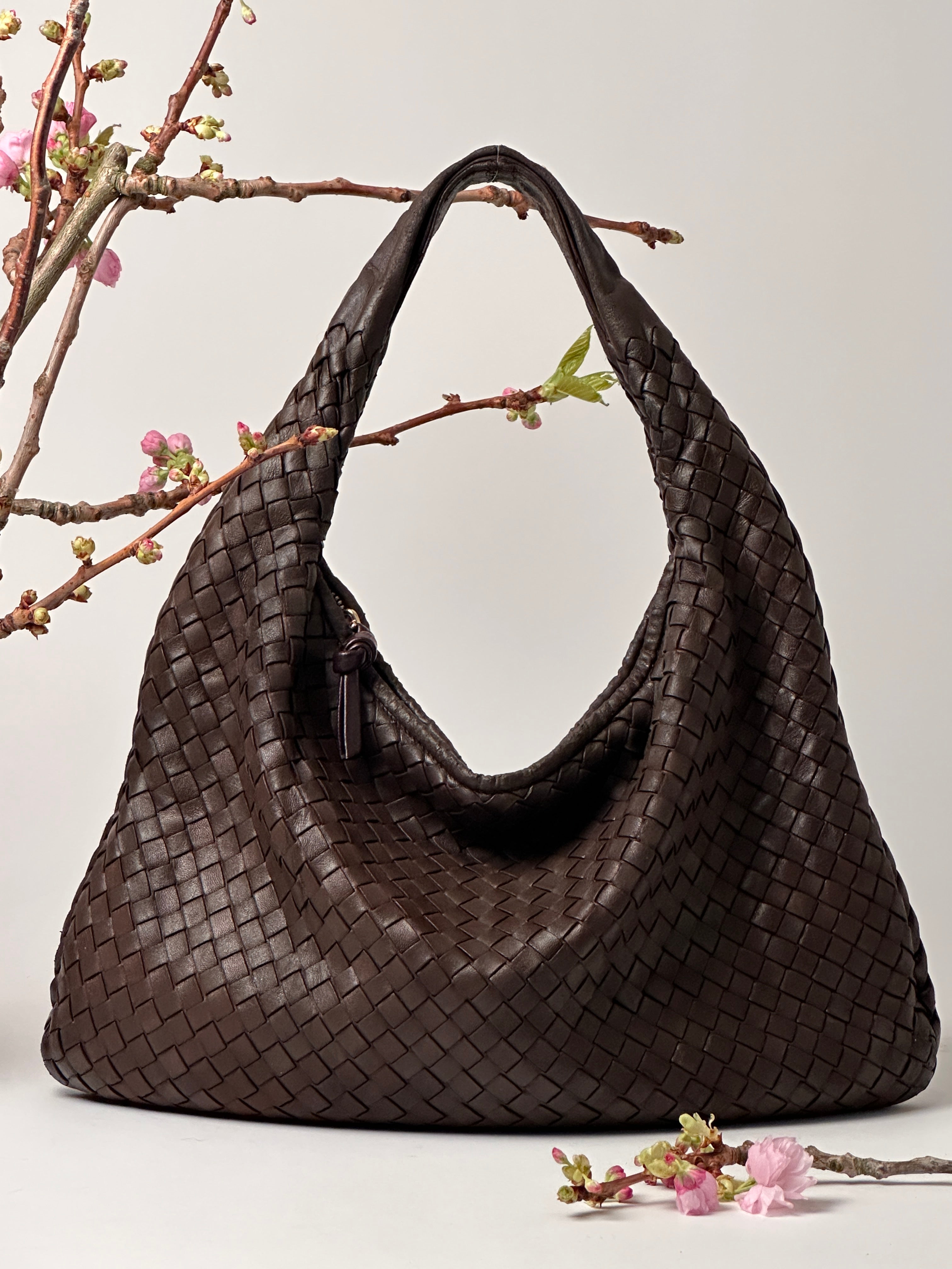 Bottega Veneta Vintage Brown Medium Veneta Bag