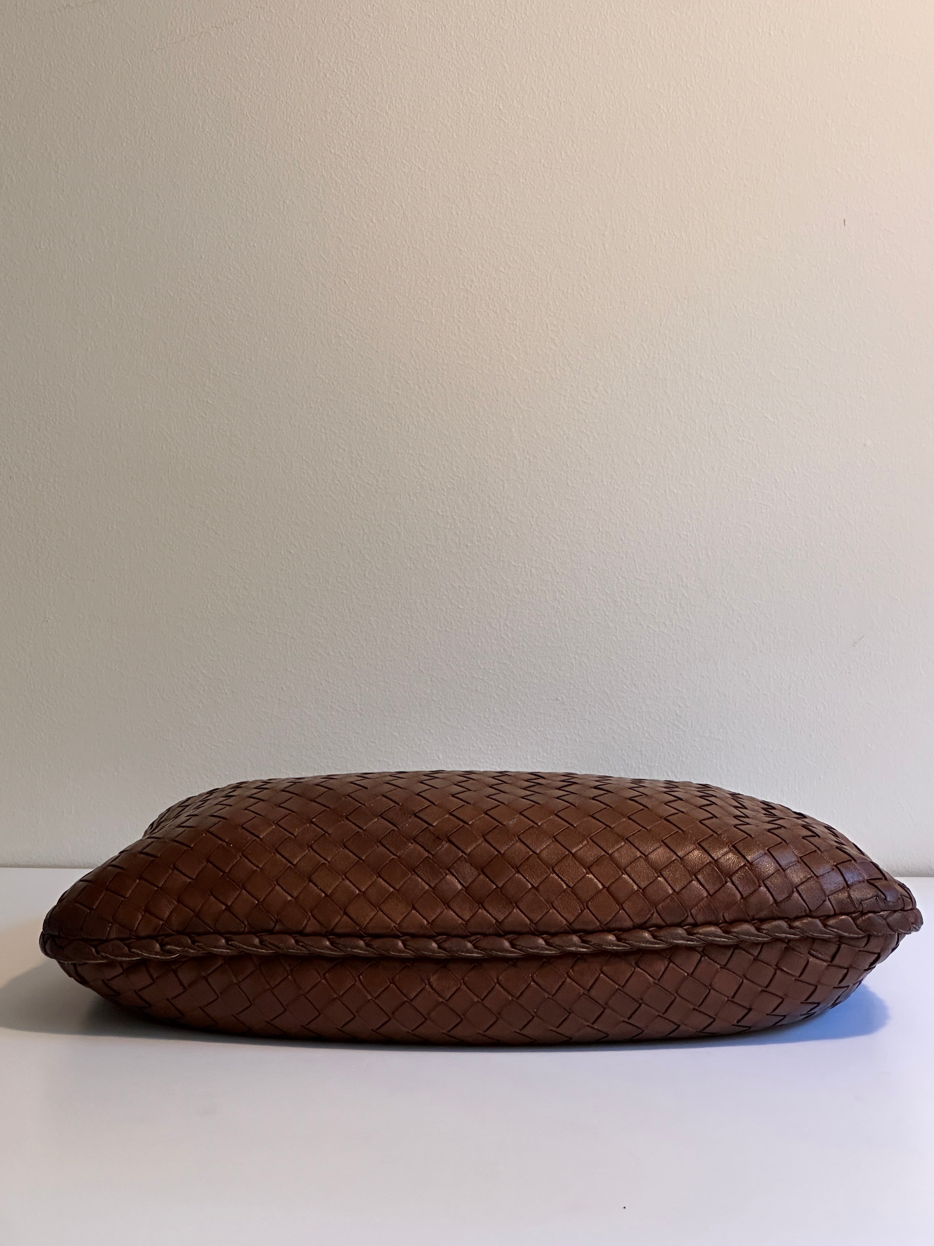 Bottega Veneta Medium Veneta