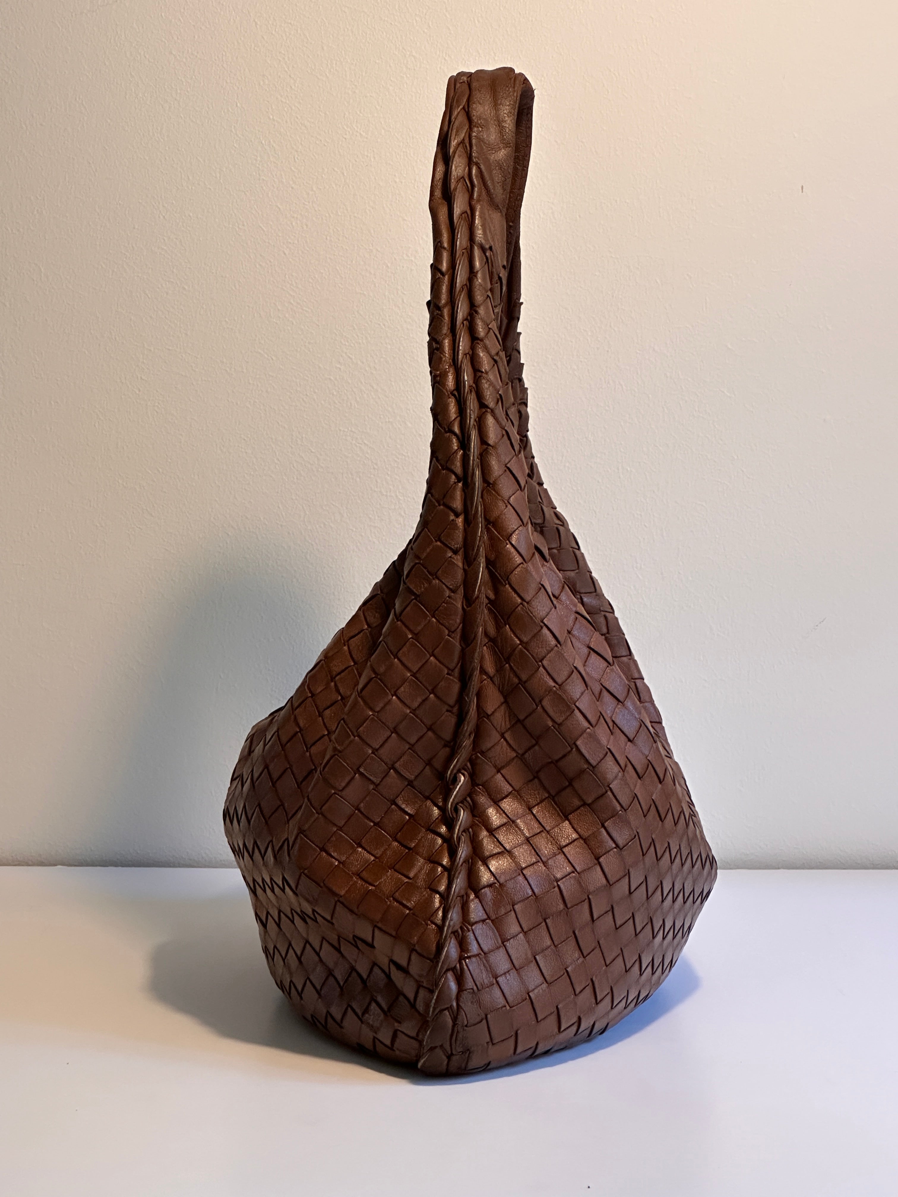 Bottega Veneta Medium Veneta