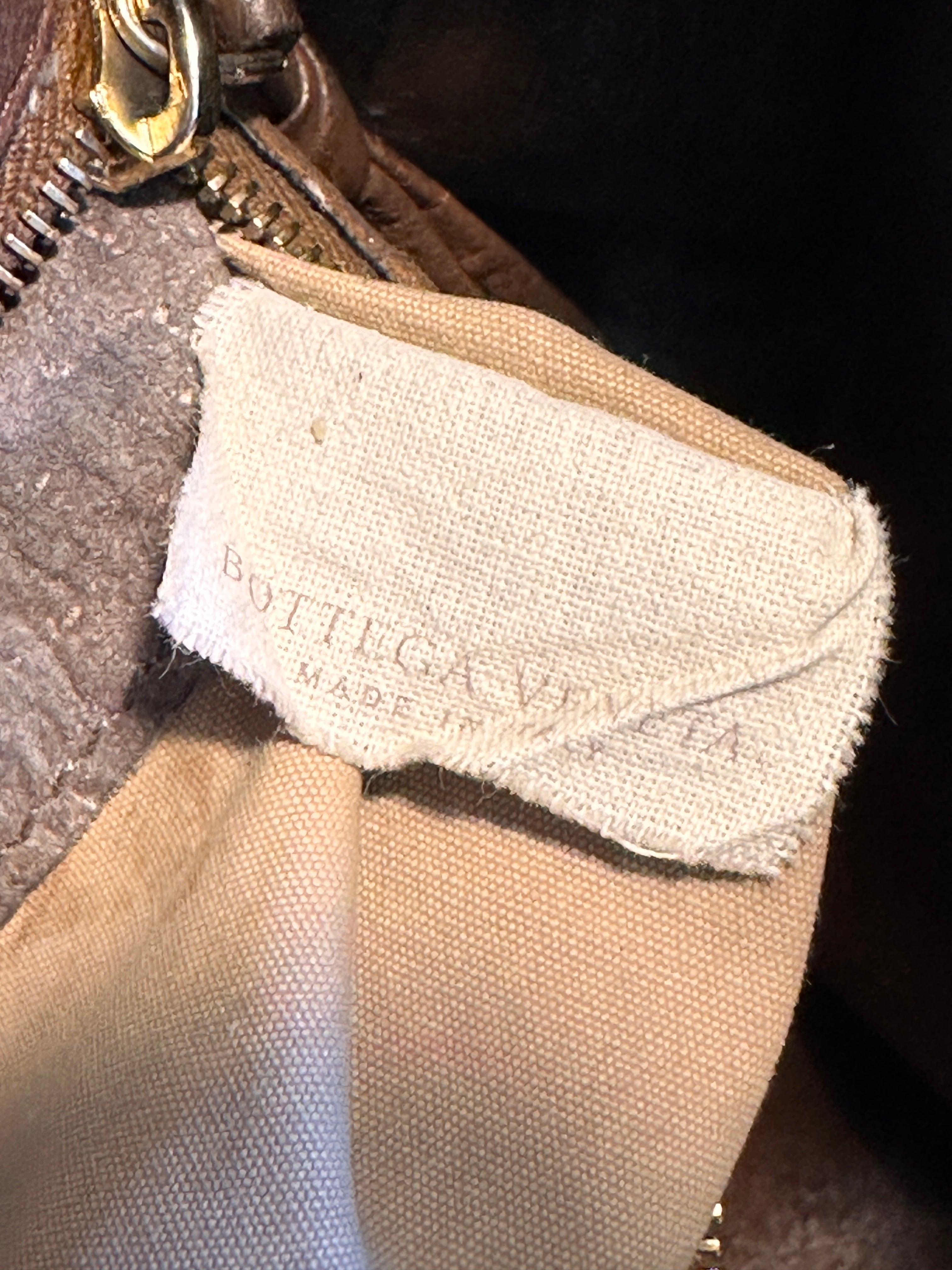 Bottega Veneta Medium Veneta