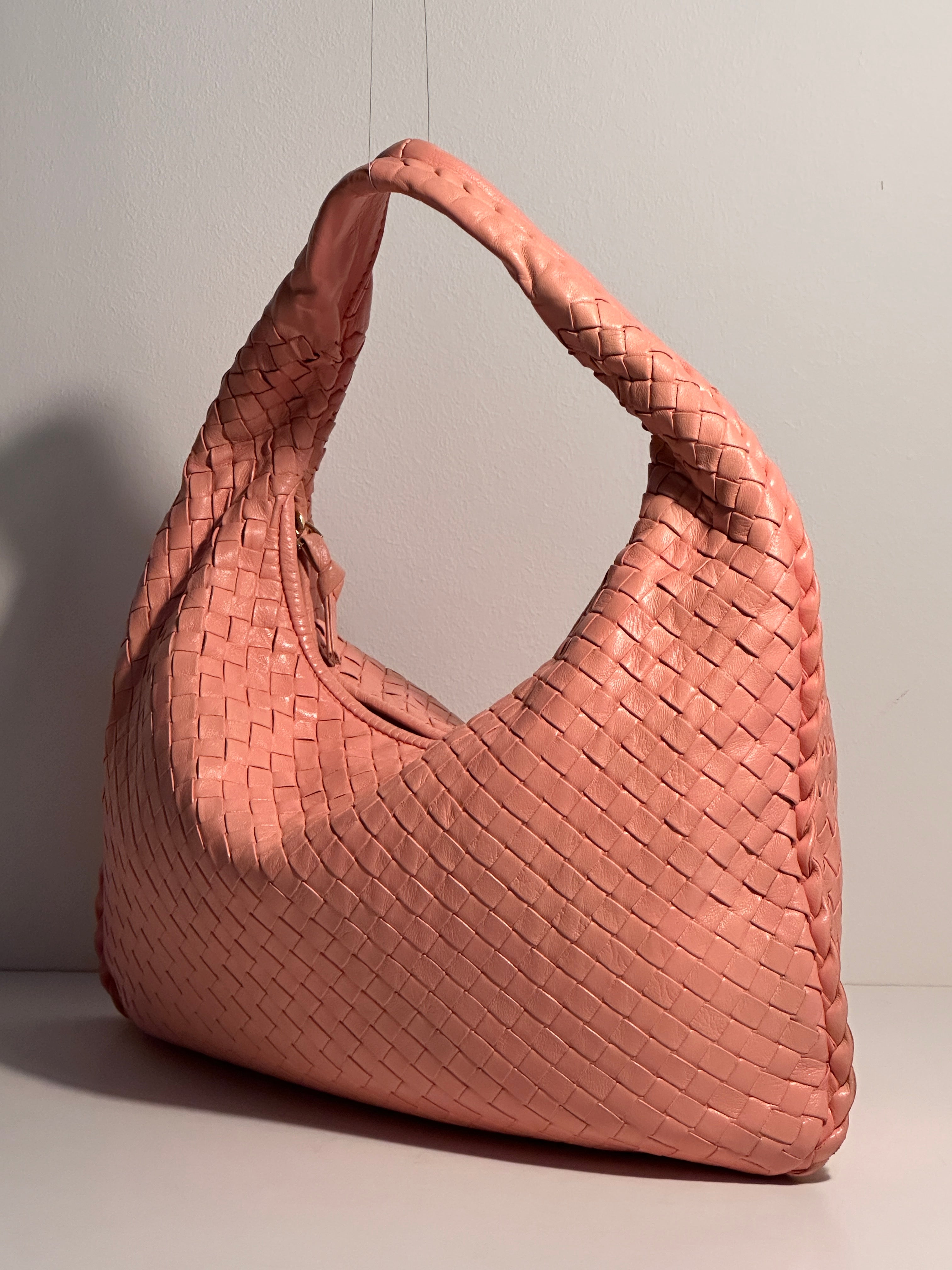 Bottega Veneta Medium Veneta