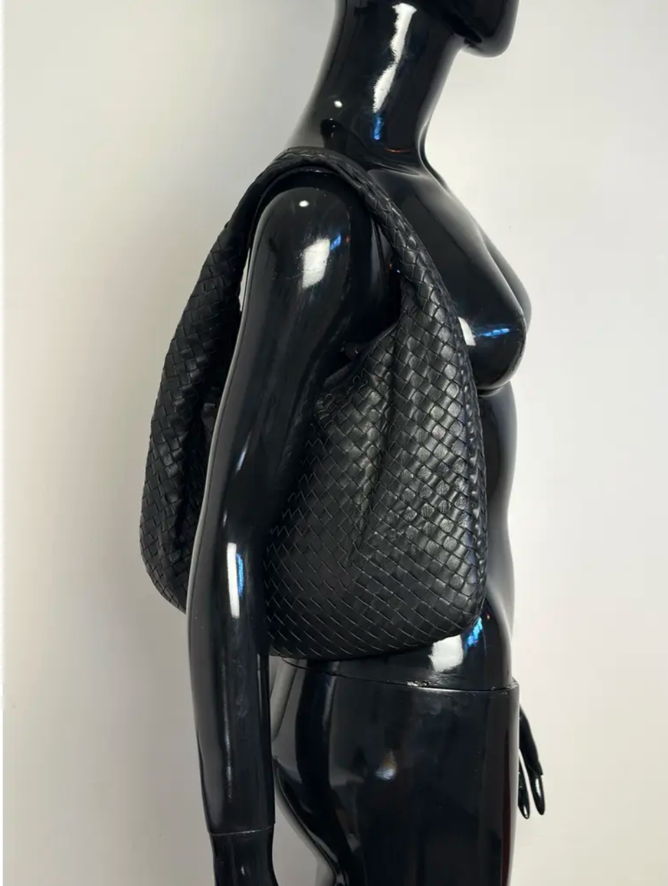 Bottega Veneta Medium Veneta