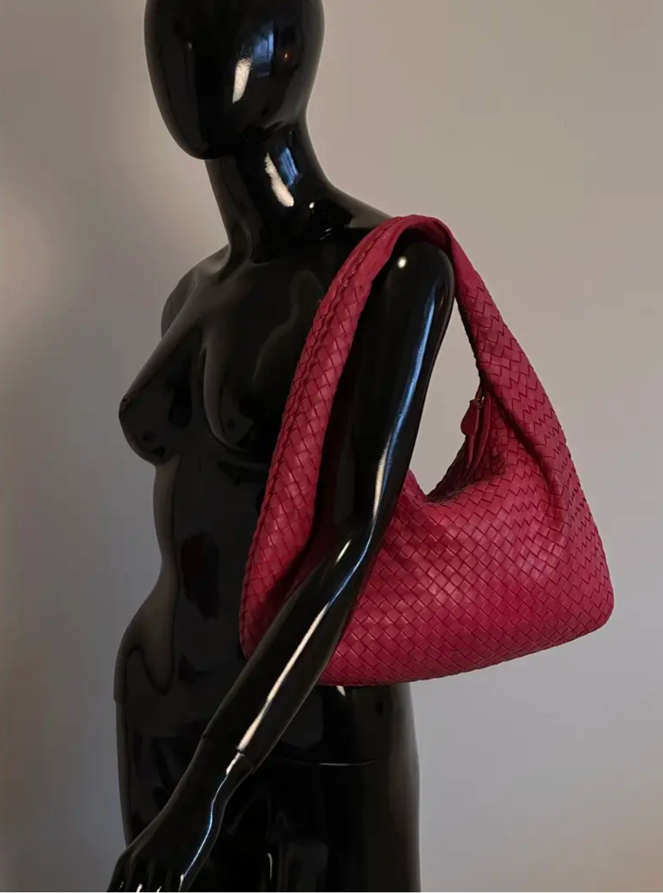 Bottega Veneta Medium Veneta