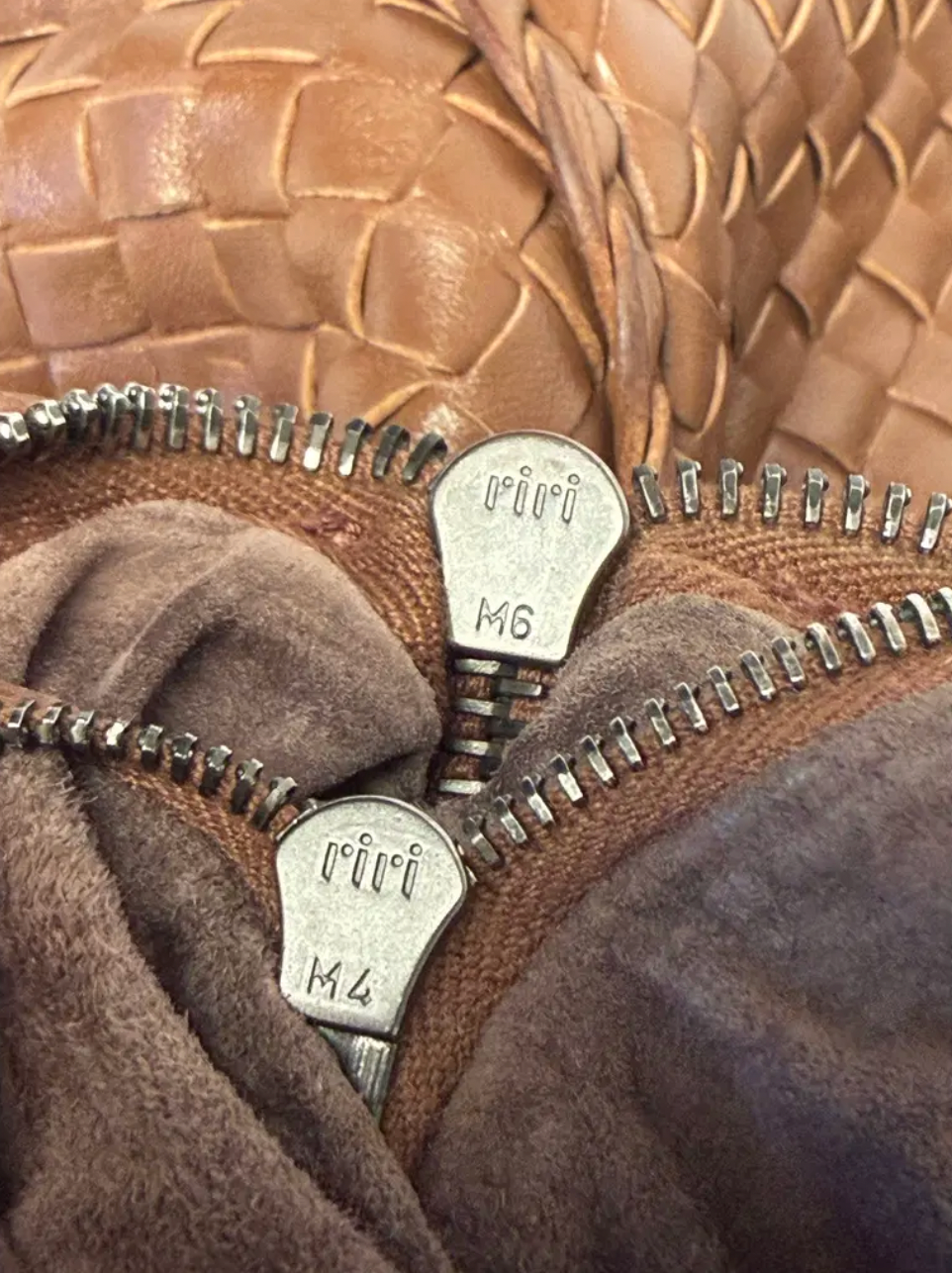 Bottega Veneta Maxi Veneta