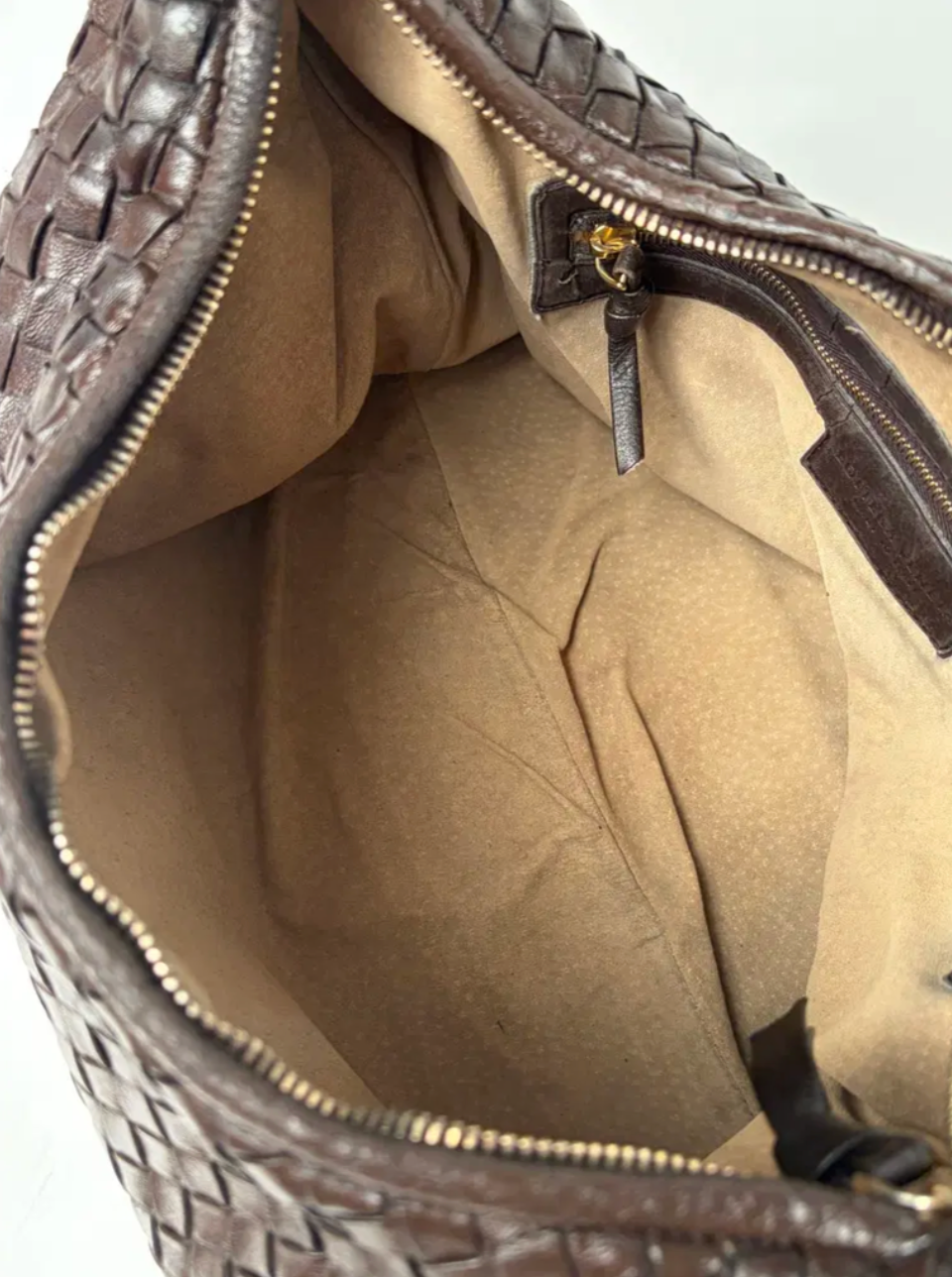 Bottega Veneta Medium Veneta
