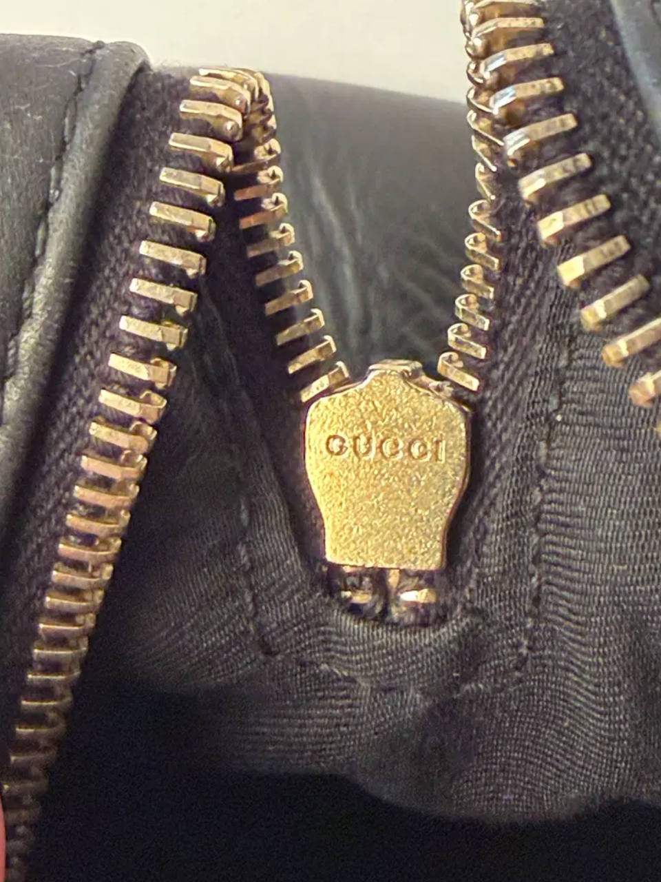 Gucci Hobo Horsebite Chain