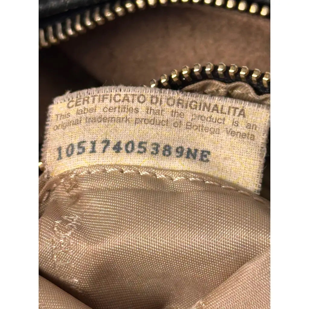 Bottega Veneta Vintage Black Medium Veneta Shoulderbag